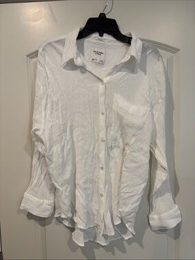 Abercrombie & Fitch Oversized White Crinkled Button-Down Shirt